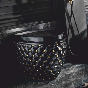 Casa Padrino Luxus WC Hochglanz Schwarz / Gold 42 x 58 x H. 39 cm - Luxus Badezimmer Zubeh�r - Made in Italy