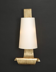 Casa Padrino Luxus Wandleuchte Antikgold B. 37 x H. 75 cm - Handgefertigte Wandleuchte aus Schmiedeeisen mit Voluten - Luxus Kollektion - Edel & Prunkvoll