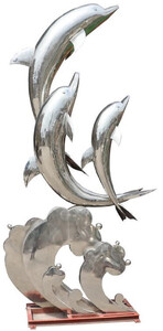 Casa Padrino Luxus XXL Garten Deko Skulptur Delfine Silber H. 300 cm - Riesige XXL Garten Deko Edelstahl Figur - XXL Edelstahl Tierfigur - XXL Edelstahl Garten Skulpturen