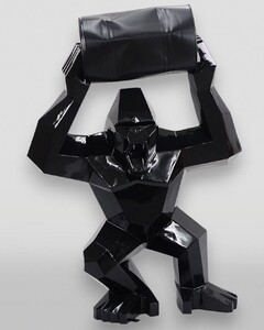 Casa Padrino XXL Deko Skulptur Gorilla mit Fass Schwarz H. 140 cm