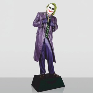 Casa Padrino XXL Deko Skulptur Lila / Gr�n H. 215 cm - Lebensgro�e Deko Figur