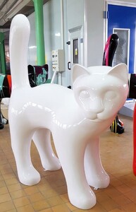 Casa Padrino XXL Garten Deko Skulptur Katze Wei� 150 x H. 188 cm