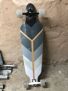 Voltage Longboard Directional Grey Komplettboard 39.75 x 10 inch - 1B Ware mit Lagerspuren