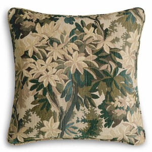 Casa Padrino Luxus Kissen Gr�n / Beige 60 cm - Luxus Deko Accessoires