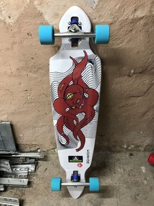 Koston Longboard Octopus Komplettboard 41.7 x 9.5 inch - 1B Ware mit Lagerspuren