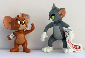 Tom und Jerry - Sammel- und Spielfiguren streitend 