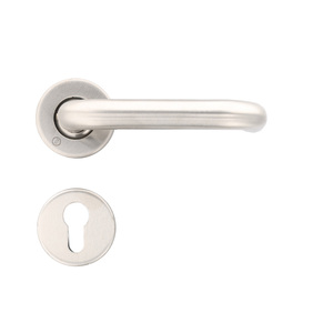 Feuerschutz Rosettengarnitur - U-Form Dr�cker/Dr�cker - Edelstahl - Profilzylinder - T�rst�rke bis 42 mm - Vierkantstift 9 mm