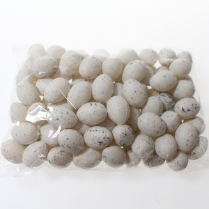100 Eier ca. 3cm Kunststoff Kiebitzeier wei� gesprenktelt Ostereier Wachteleier