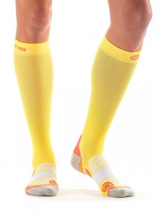 Skins Essentials Womens compression socks limoncello/pomelo ZB99589339212