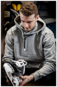 BAUER TEAM HOODIE ULTIMATE - JR.. 23