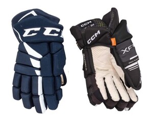 CCM Jetspeed FT485 Handschuh (rechts, navy/wei�) und CCM Tacks XF PRO Handschuh (links, schwarz/wei�) Junior, Gr. 11  -- LAGERFUND --