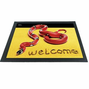 Witzige Fu�matte Schlange rote K�nigsnatter 3D-Motiv robustes Gummimaterial