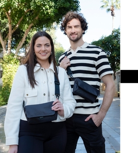 Shugon Coral Cross Body Pouch SH1868 Coral Tasche NEU