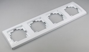 4-fach Rahmen fr Steckdose Lichtschalter Schalter wei