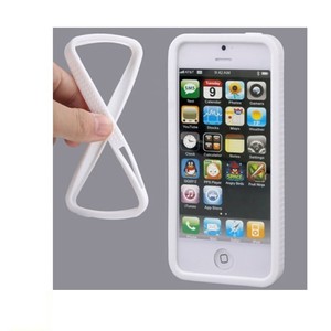 Schutzh�lle Silikon Bumper f�r Case Handy iPhone 5 / 5s Wei�