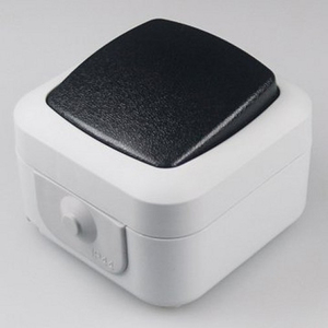 1141 Feuchtraum IP44 Wechselschalter 10 Ampere inklusive Rahmen