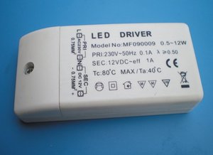 4487 LED elektronisches Netzteil 12 Volt DC 0,5-12 Watt 