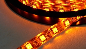 4503 LED Band Gelb 5m Norm IP-20 mit 300 LED 5050-er 14,4W pro Meter 