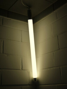 4512 LED VISION Rhre matt 153cm schwarze Kappe Warm Wei 