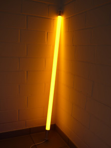 5425 LED VISION Rhre matt 123cm schwarze Kappe orange 