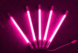 9317 LED Stab Leuchte 5LS 5 x 18 Watt Leuchtst�be a 127 cm pink 