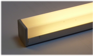 5298 LED ALU Leuchte Aufsatz wei� 4x50cm 12V Fernb. Warm Wei�