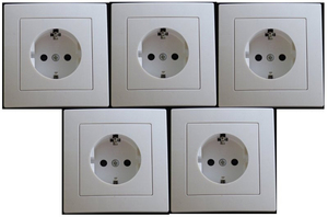 7815 Levina Kunststoff Pack Steckdose wei� 250Volt 16Ampere 5-er Pack