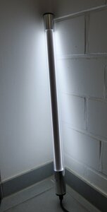 9645 LED Leuchtstab 9 Watt Kalt Wei� 63 cm LED R�hre IP-44 Au�en