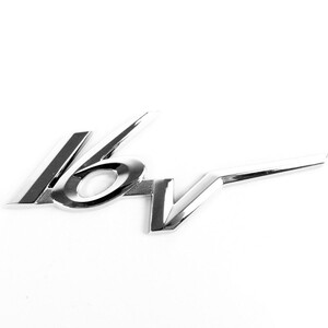 Auto Aufkleber 16V Chrom 3D-Optik Schriftzug