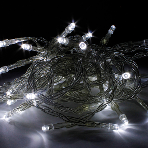 50er LED - Lichterkette Lichtfarbe kaltwei�  Innen und Au�en batteriebetrieben