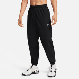 Nike Form Vielseitige Hose mit schmal zulaufender Passform und f�r Herren