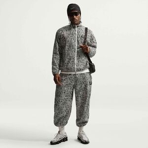 Nike M Nike Air Wvn Aop Jkt - light bone