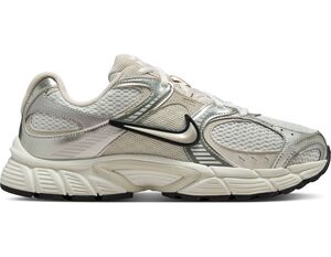 Nike W Nike V5 Rnr - summit white/lt orewood brn-sail-bl