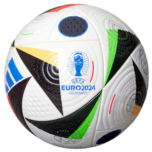 Adidas Fussballliebe Euro24 Pro OMB offizieller Matchball Ball Fussball der UEFA EURO 2024 in Deutschland IQ3682