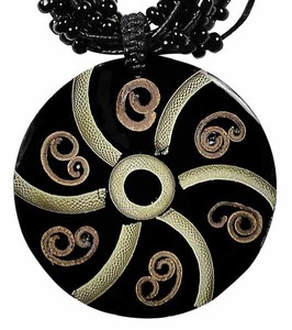 Hals-Kette mit Bambus-Anh�nger Hals-Schmuck