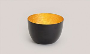 Windlicht aus Metall, verschiedene Farben