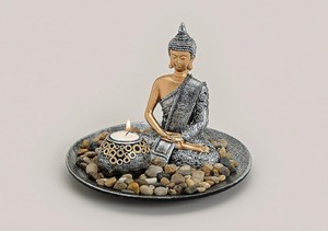 Buddha mit Teelichthalter im Vintage-Look