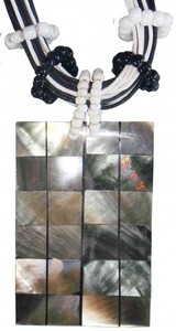 Halskette mit Muschelanh�nger, Modeschmuck, Natur-Schmuck mit Muschel