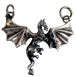 Gothic-Anh�nger Gefl�gelter Schlangen-Drache, mystischer Schutz-Anh�nger