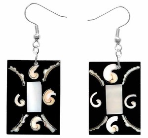 Ohrringe mit Muscheln