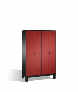 Spind | Doppelspind auf Fen, 4 Abteile fr 2 Personen, Abteilbreite 300 mm