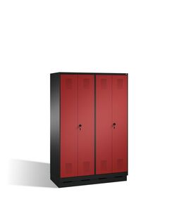 Spind | Doppelspind auf Sockel, 4 Abteile fr 2 Personen, Abteilbreite 300 mm