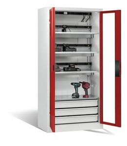 C+P Akku-Ladeschrank Comfort fr 15 E-Werkzeuge H/B/T 1950x930x500 mm Lichtgrau/Rubinrot
