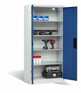 C+P Akku-Ladeschrank f�r 5 E-Werkzeuge H/B/T 1950x930x500 mm Lichtgrau/Enzianblau