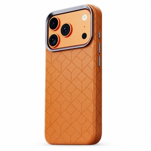 Backcover Schutz f�r Apple iPhone 17 Pro Gepr�gt Gittermuster Braun