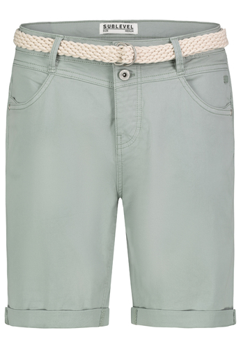 Feine Bermuda Shorts mit Flechtg�rtel 