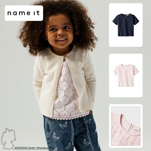 Kurz�rmeliges Oberteil mit Spitzenmuster und Saumdetails