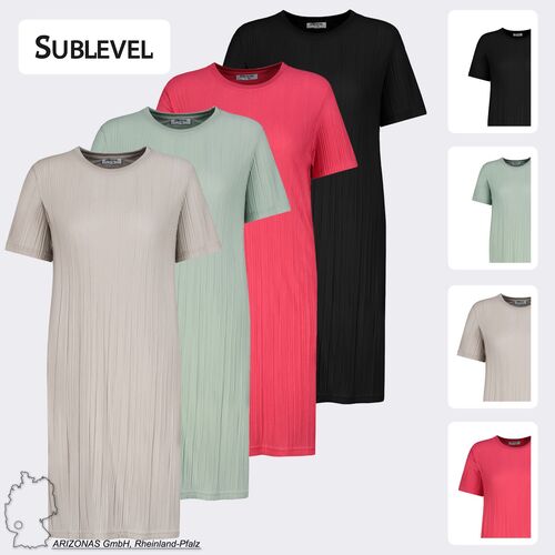 Geripptes Kleid mit kurzem �rmel und Rundhals