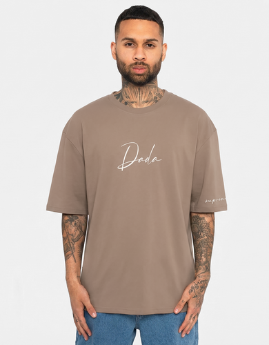 Oversize T Shirt mit Frontstickerei und Logo Stickerei 