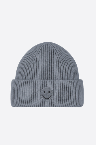 Strickm�tze mit Smiley-Stickerei 